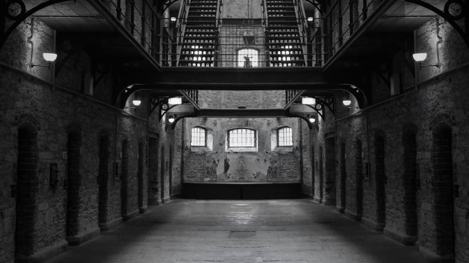 prison-1331203_1280